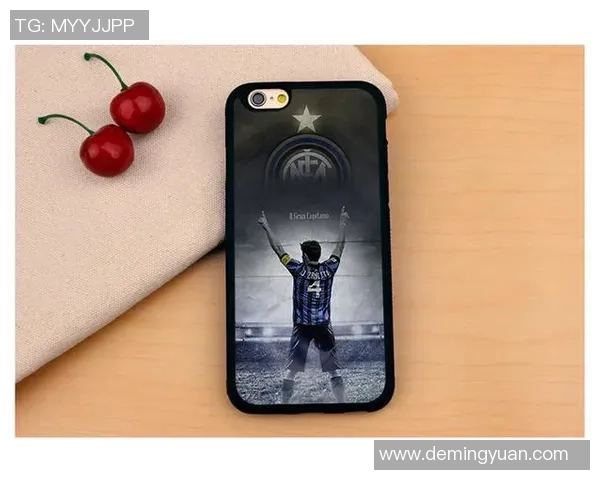 足球明星亲身体验的手机壳揭秘让你了解他们的个性与风格